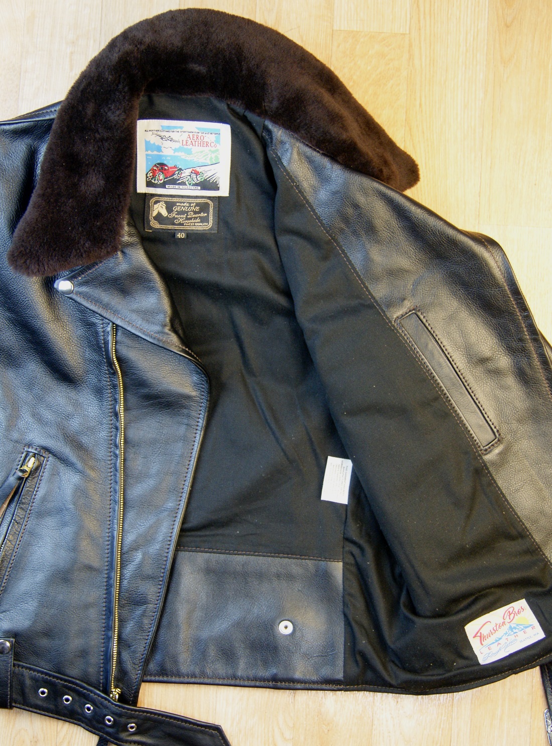 Aero Daytona Ridley Blackened Brown Vicenza Dark Brown fur collar open.jpg