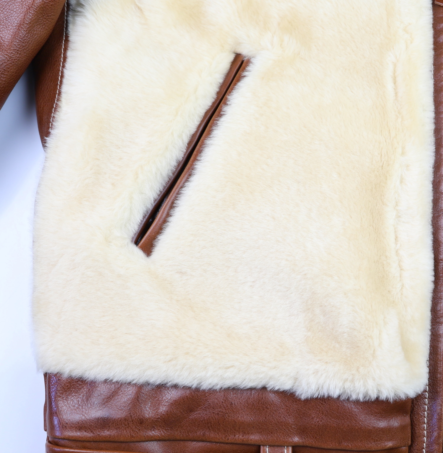 Aero Grizzly Russet Badalassi Blonde Fur handwarmer.jpg