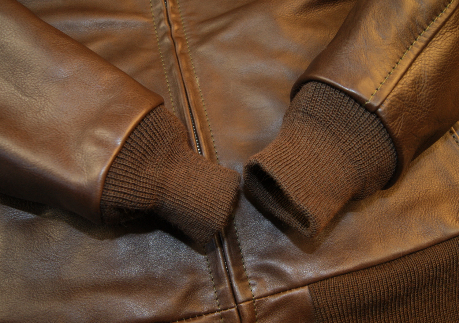 Aero Happy Days Seal Vicenza Horsehide knit cuffs.jpg