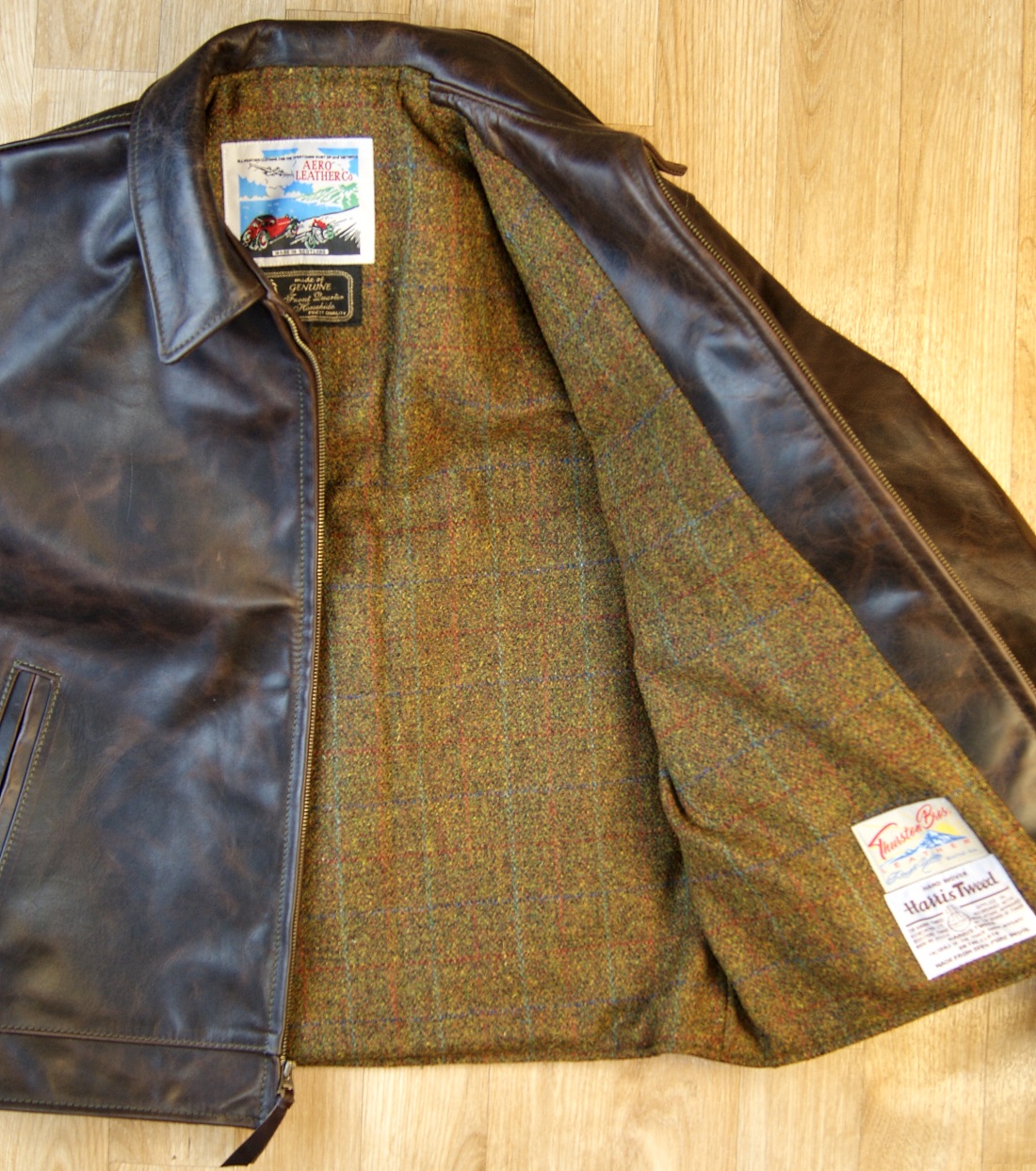 Aero Highwayman Battered Seal FQHH PA6 Autumn Windowpane Harris Tweed lining.jpg