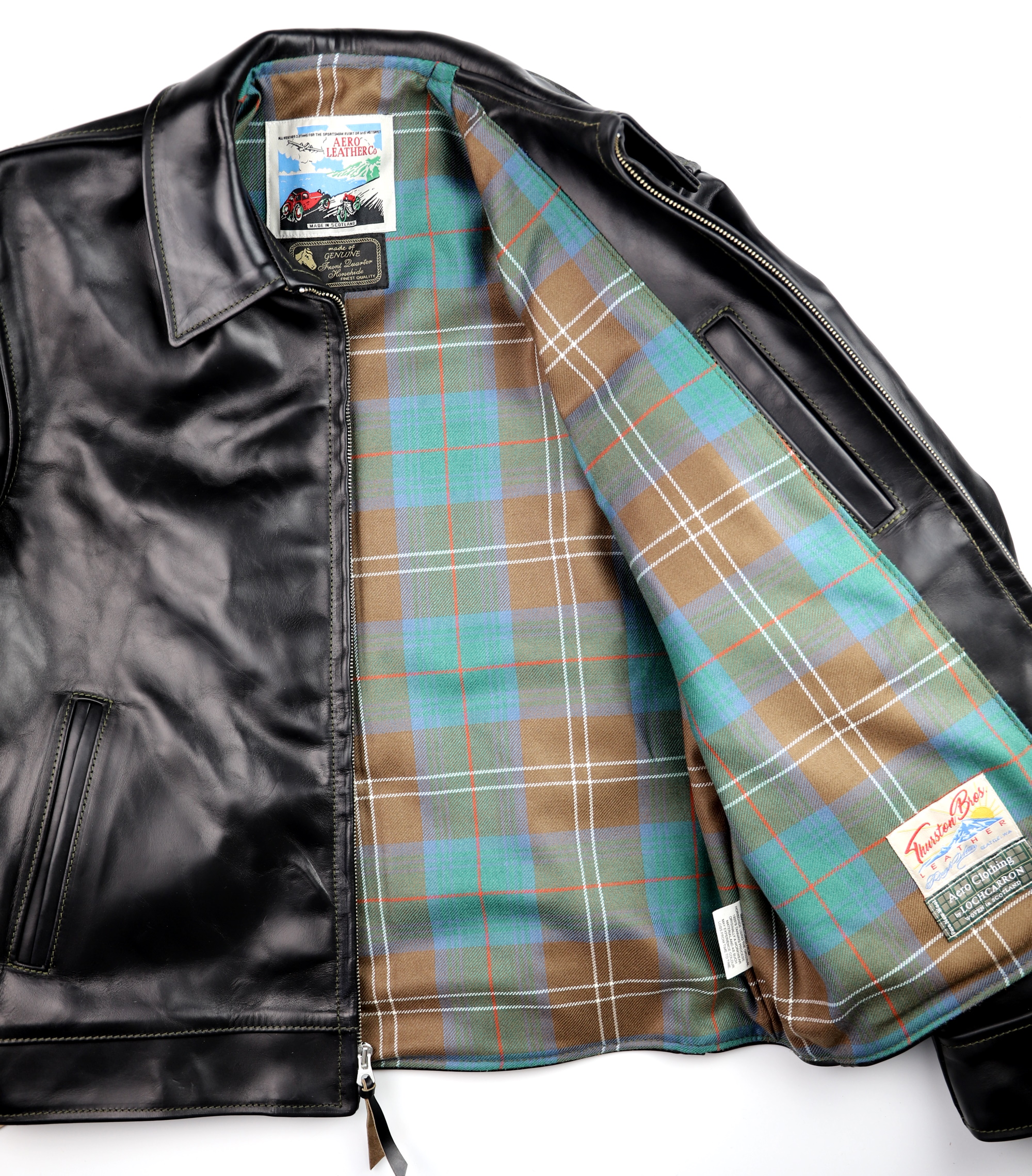 Aero Highwayman Black CXL FQHH RC7 Chisholm Hunting Ancient tartan lining.jpg