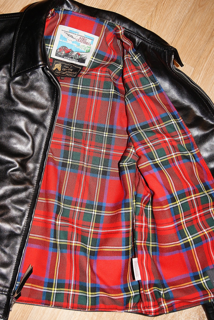 Aero Highwayman Black CXL FQHH Royal Stewart medium weight tartan wool lining.jpg