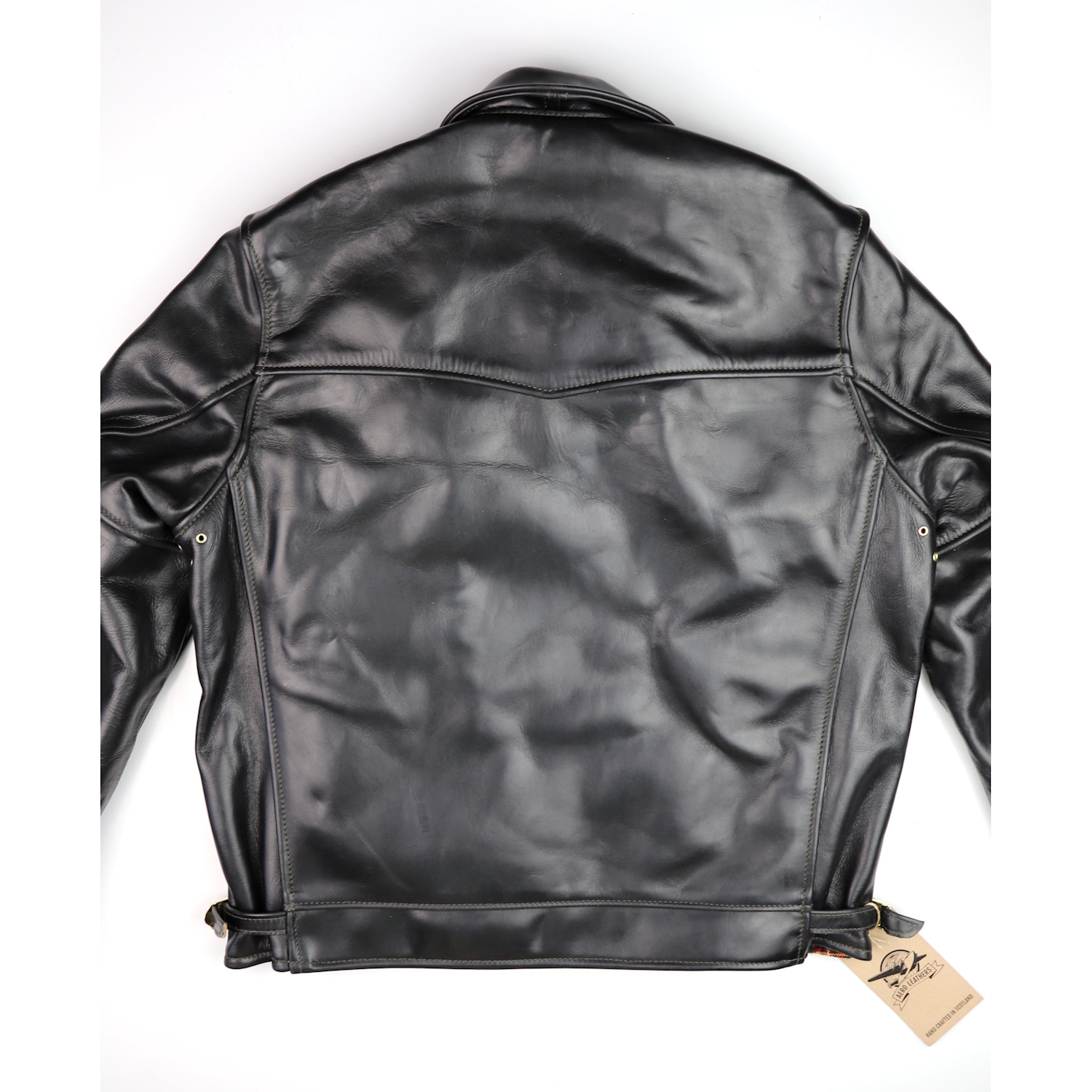 Aero Highwayman Black CXL Steerhide QH5 back IG square.jpg