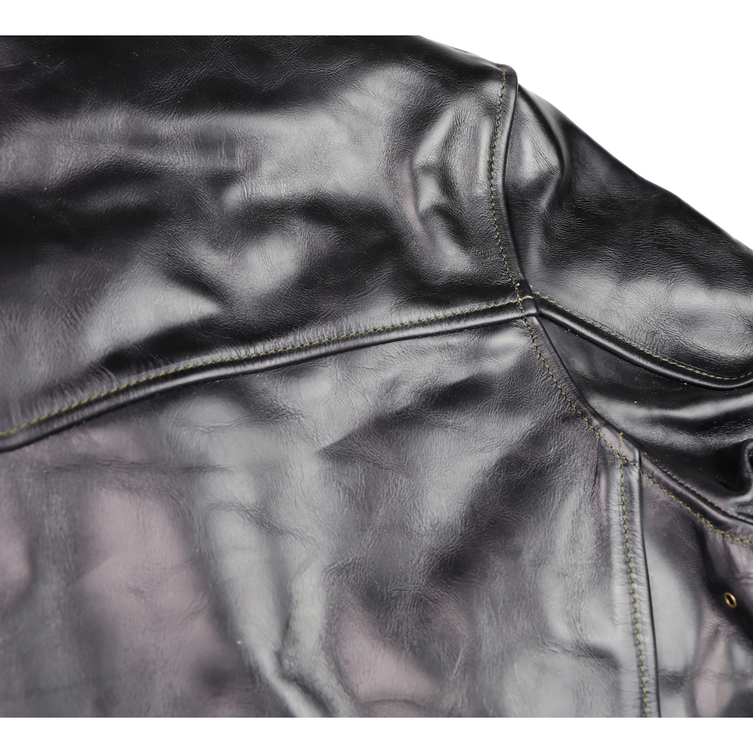 Aero Highwayman Black CXL Steerhide ZP2 upper back IG square.jpg
