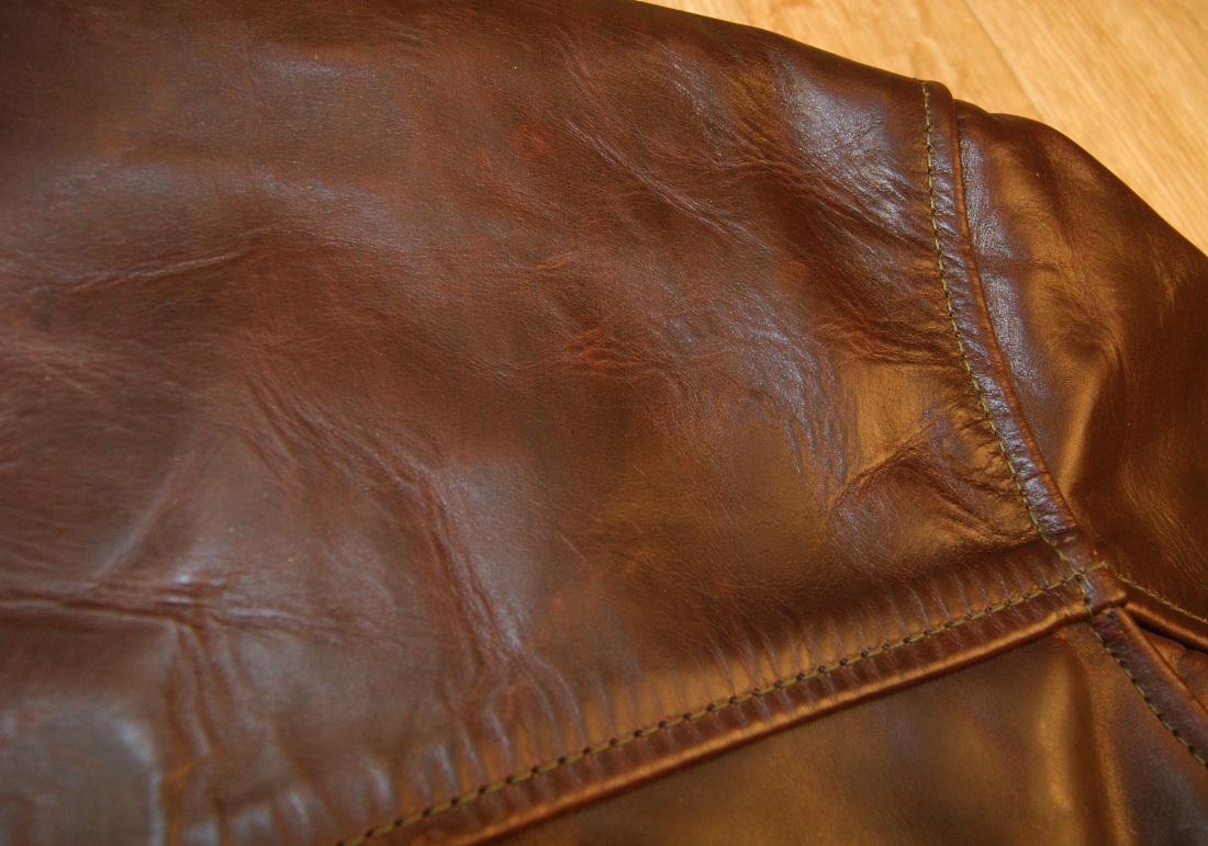 Aero Highwayman Brown CXL FQHH DL4 shoulder grain.jpg