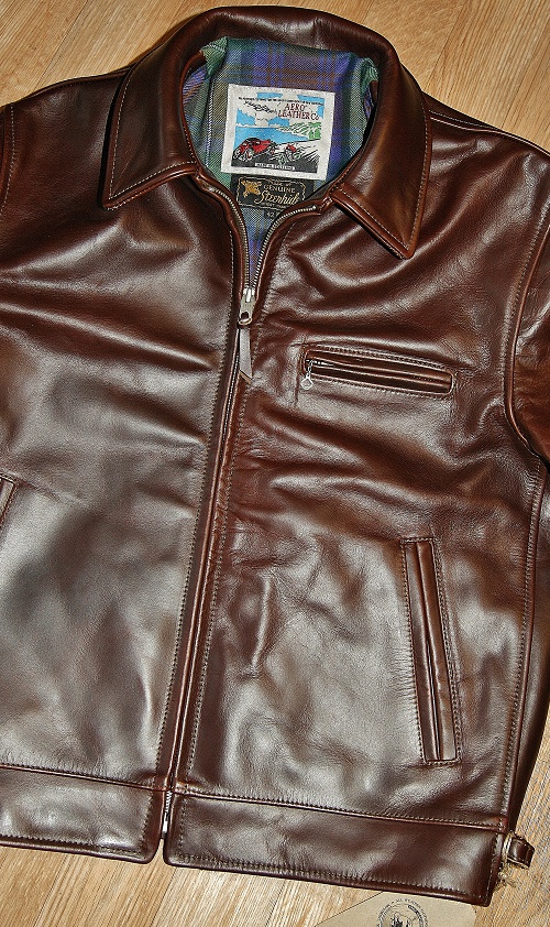 Aero Highwayman Brown CXL Steerhide front.jpg