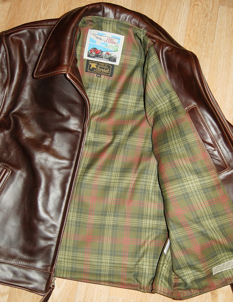 Aero Highwayman CXL Brown Steerhide Ross Hunting Weathered tartan lining.jpg