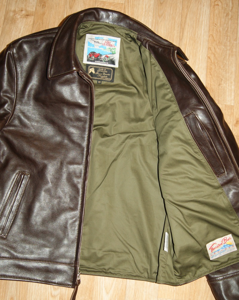 Aero Highwayman Dark Seal Vicenza MW3 olive sateen lining.jpg