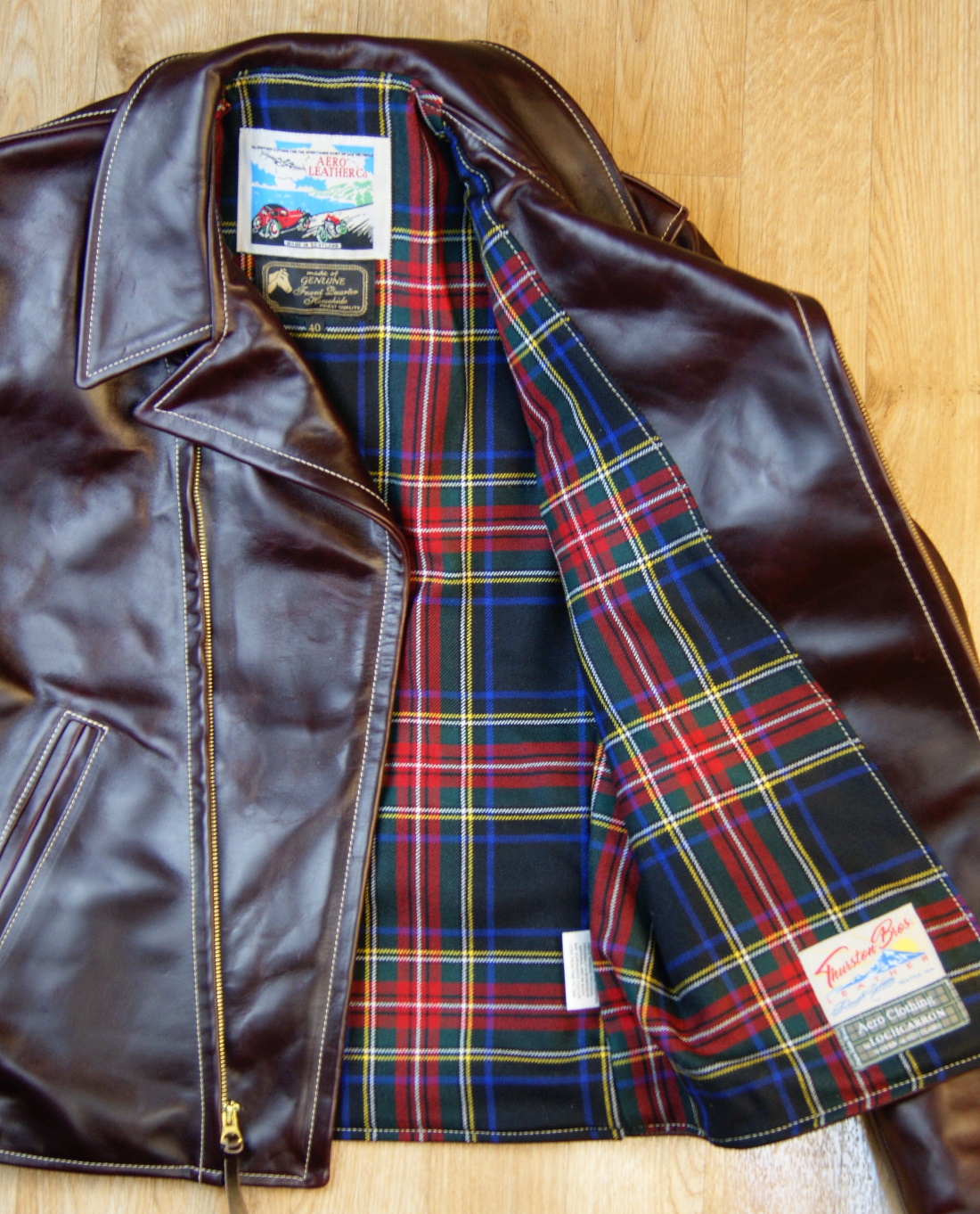 Aero Hooch Hauler Cordovan CXL FQHH Black Stewart tartan lining.jpg