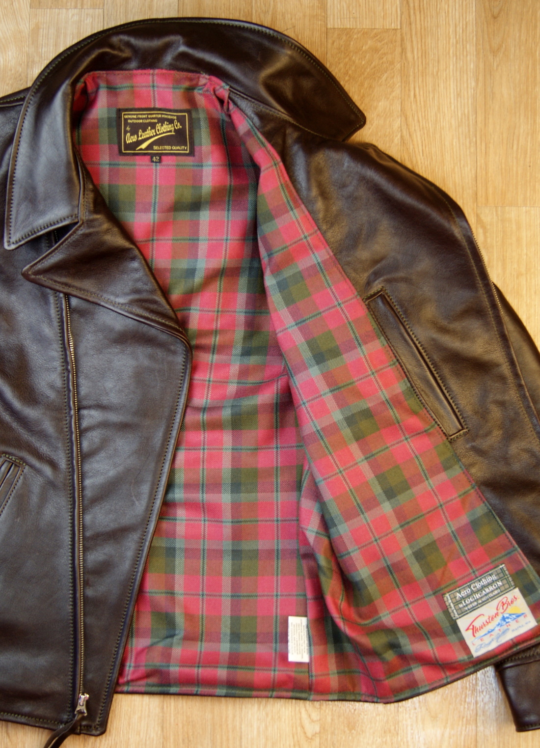 Aero Hooch Hauler Dark Seal Vicenza Horsehide TWP8 McNaughton Weathered tartan lining.jpg