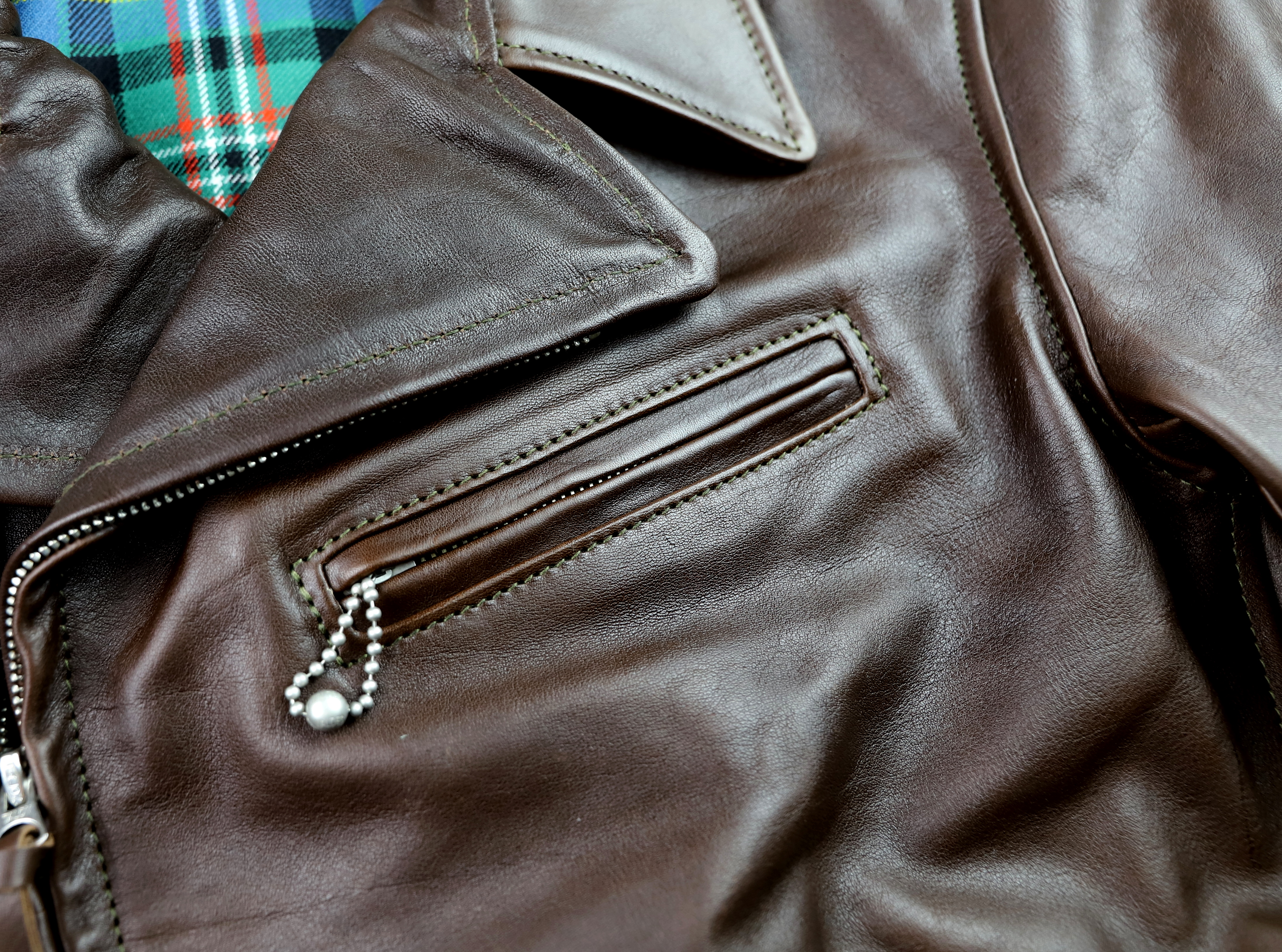 Aero Hooch Hauler Seal Vicenza Horsehide 3GS chest pocket.jpg