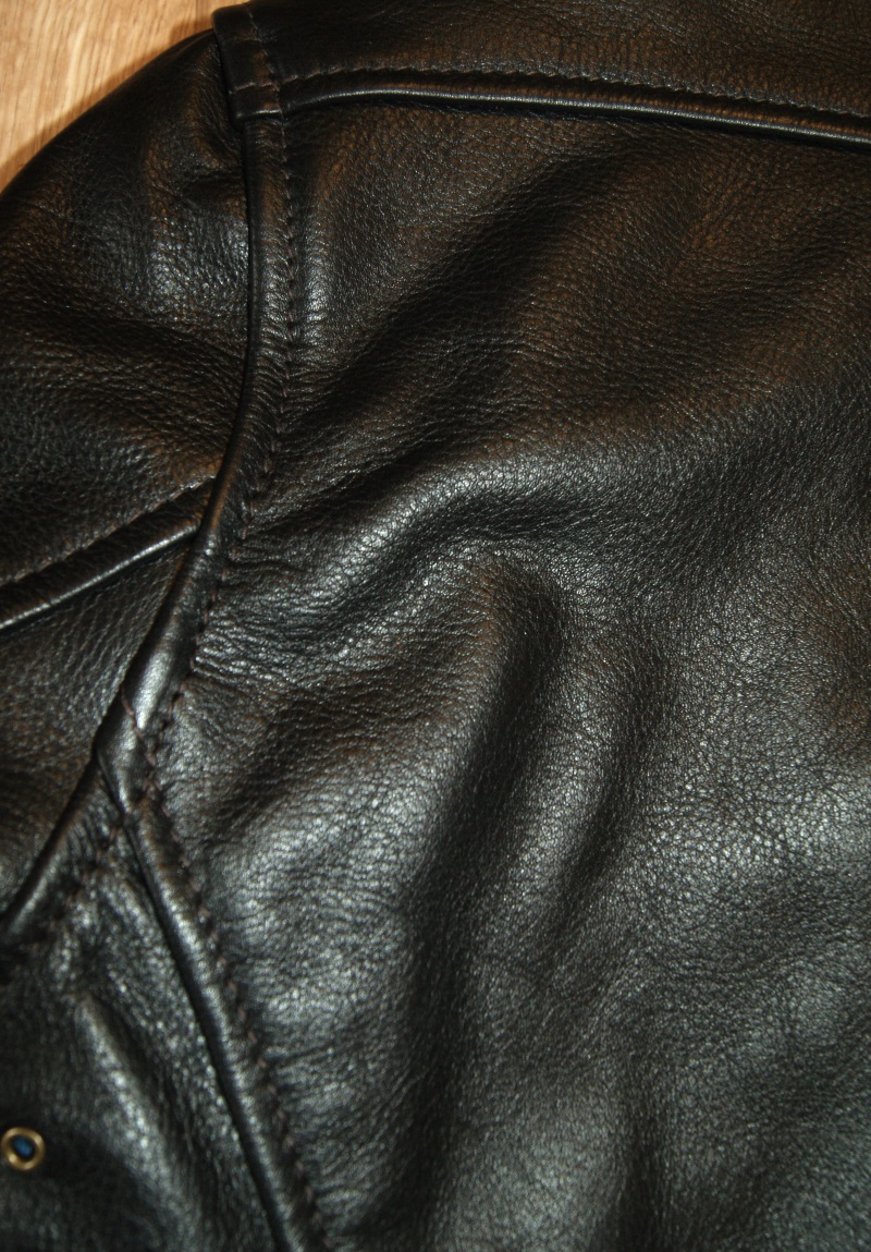 Aero Maxwell Black Vicenza Horsehide shoulder grain.jpg