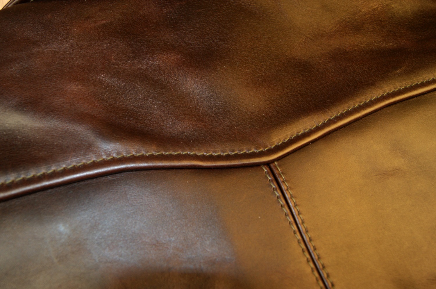 Aero Pioneer Brown CXL FQHH back yoke.jpg