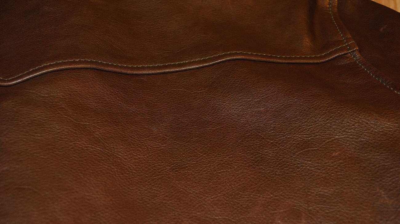 Aero Plain Teamster Seal Vicenza Horsehide yoke grain.jpg