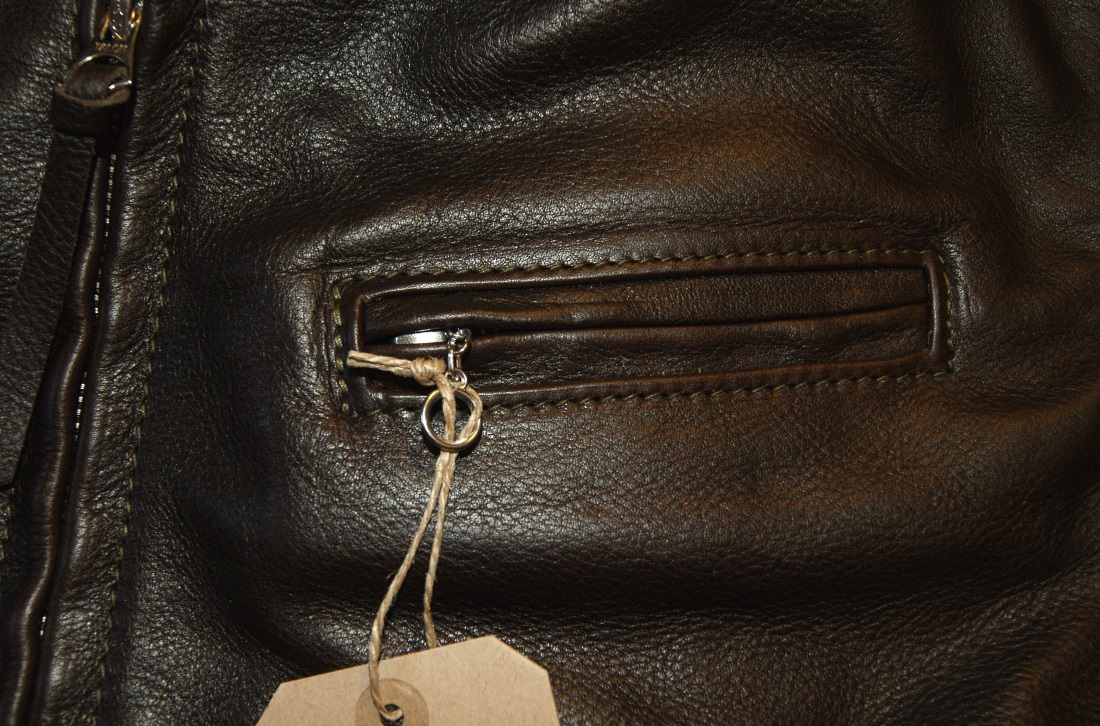 Aero Plainsman Dark Seal Vicenza Horsehide 38 chest pocket.jpg