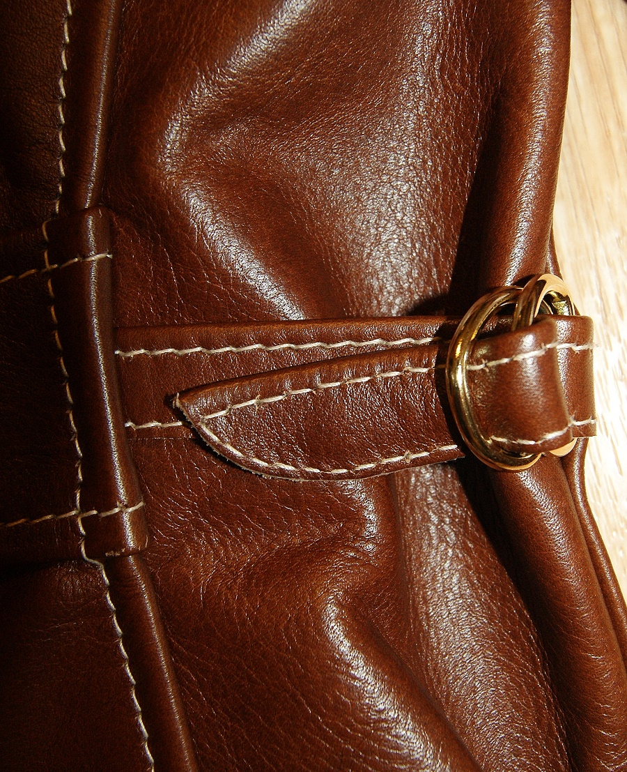 Aero Premier Bootlegger Russet Vicenza Horsehide side cinch.jpg