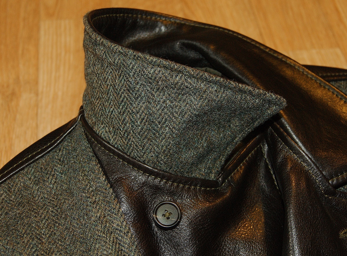 Aero Premier Bootlegger Tweed and Horsehide 40 collar.jpg