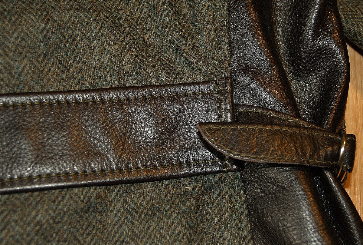 Aero Premier Bootlegger Tweed and Horsehide 40 side strap.jpg