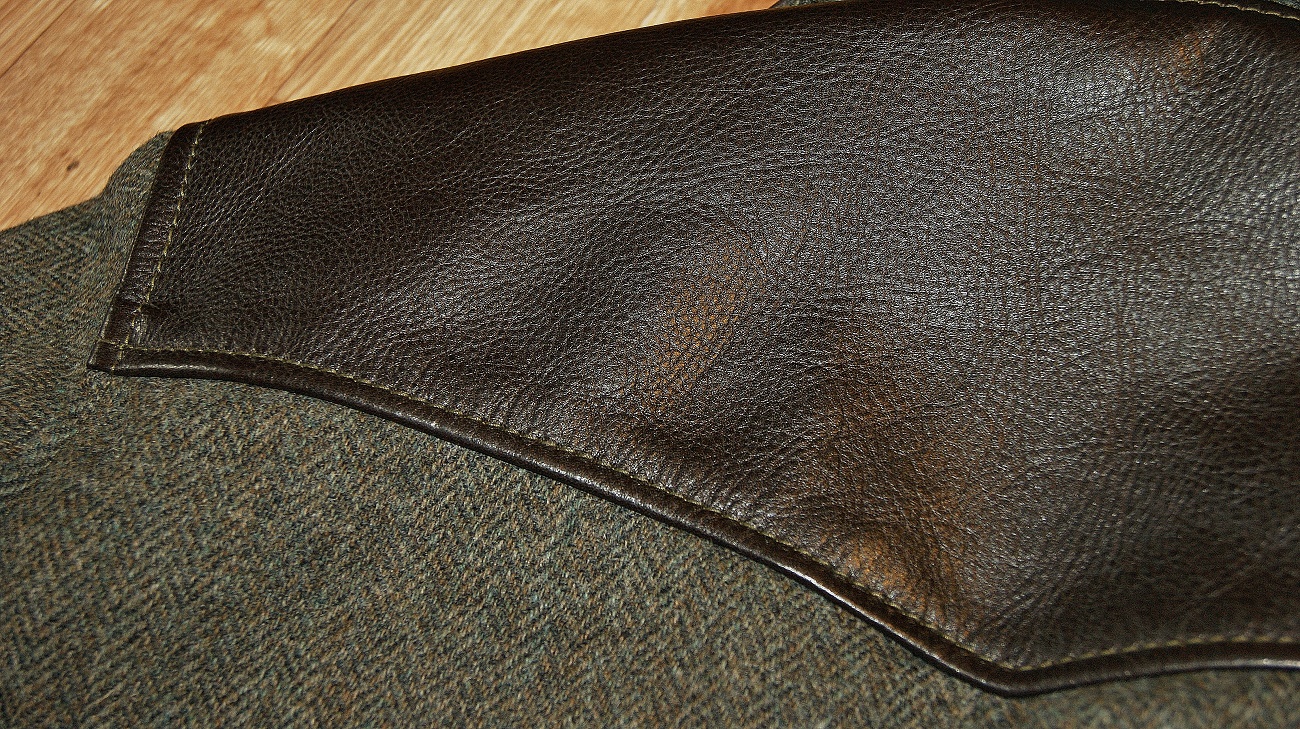 Aero Premier Bootlegger Tweed and Horsehide 40 yoke.jpg