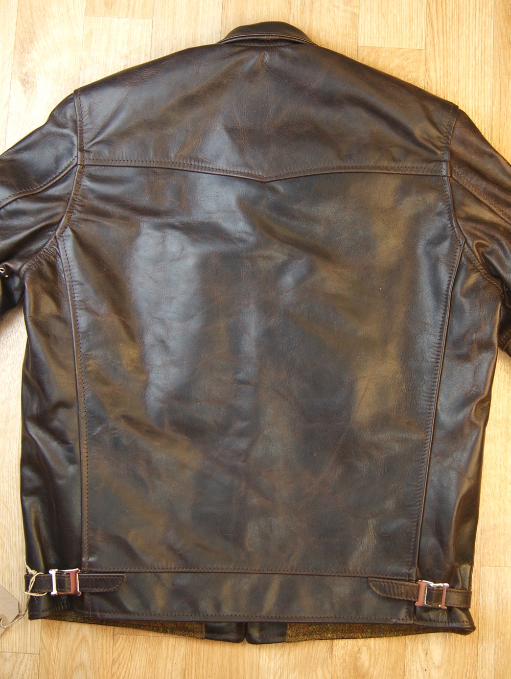 Aero Premier Highwayman Battered Seal Horsehide KS21 back.jpg