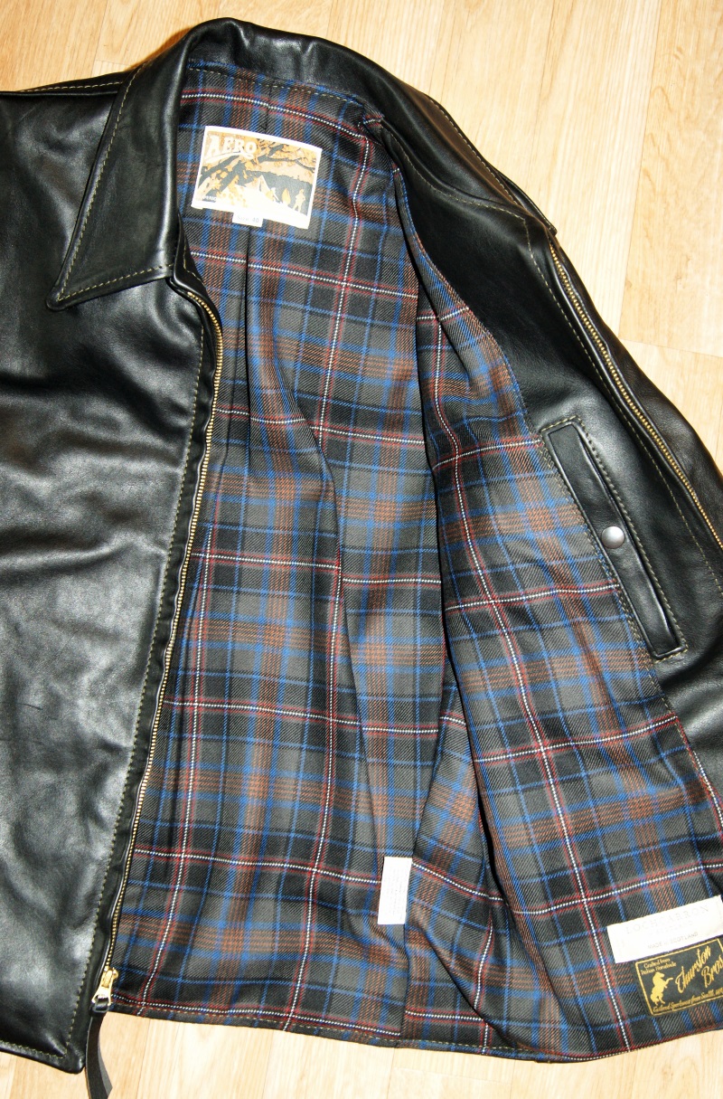 Aero Premier Highwayman Black Vicenza Horsehide AA31 Capercaillie tartan lining.jpg