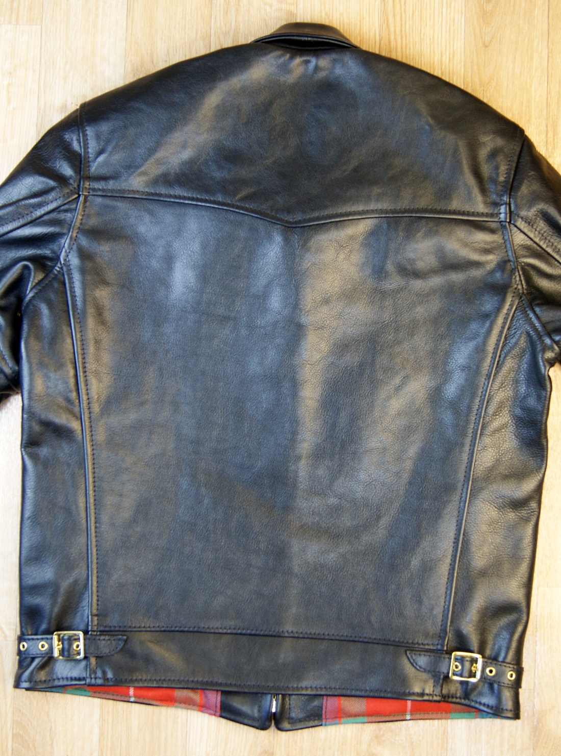 Aero Premier Highwayman Black Vicenza Horsehide CC6 back.jpg