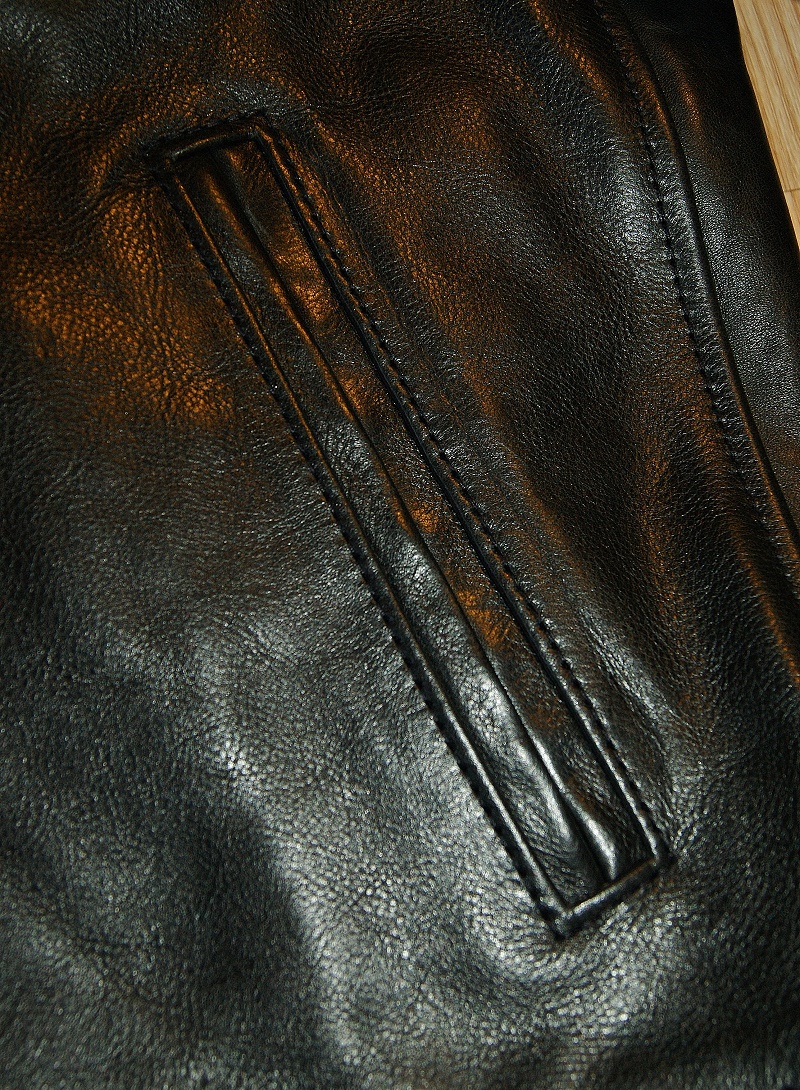 Aero Premier Highwayman Black Vicenza Horsehide handwarmer pocket.jpg