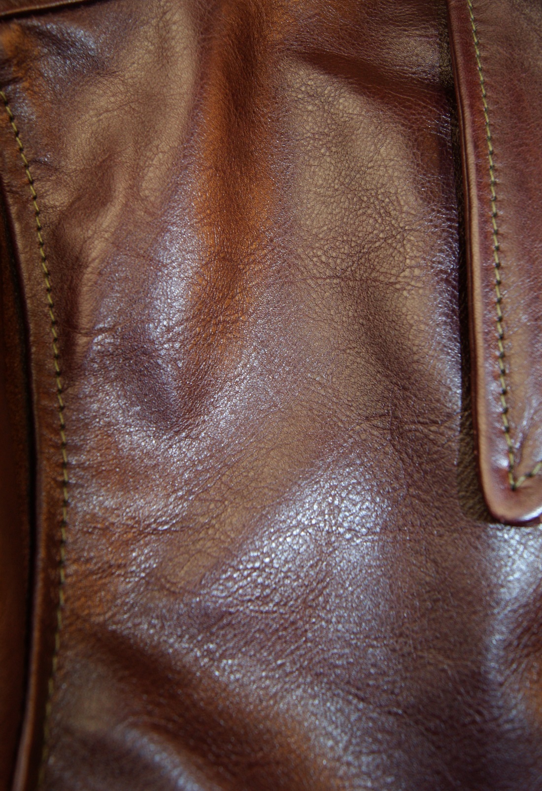 Aero Premier Highwayman Cordovan Vicenza Horsehide shoulder grain.jpg