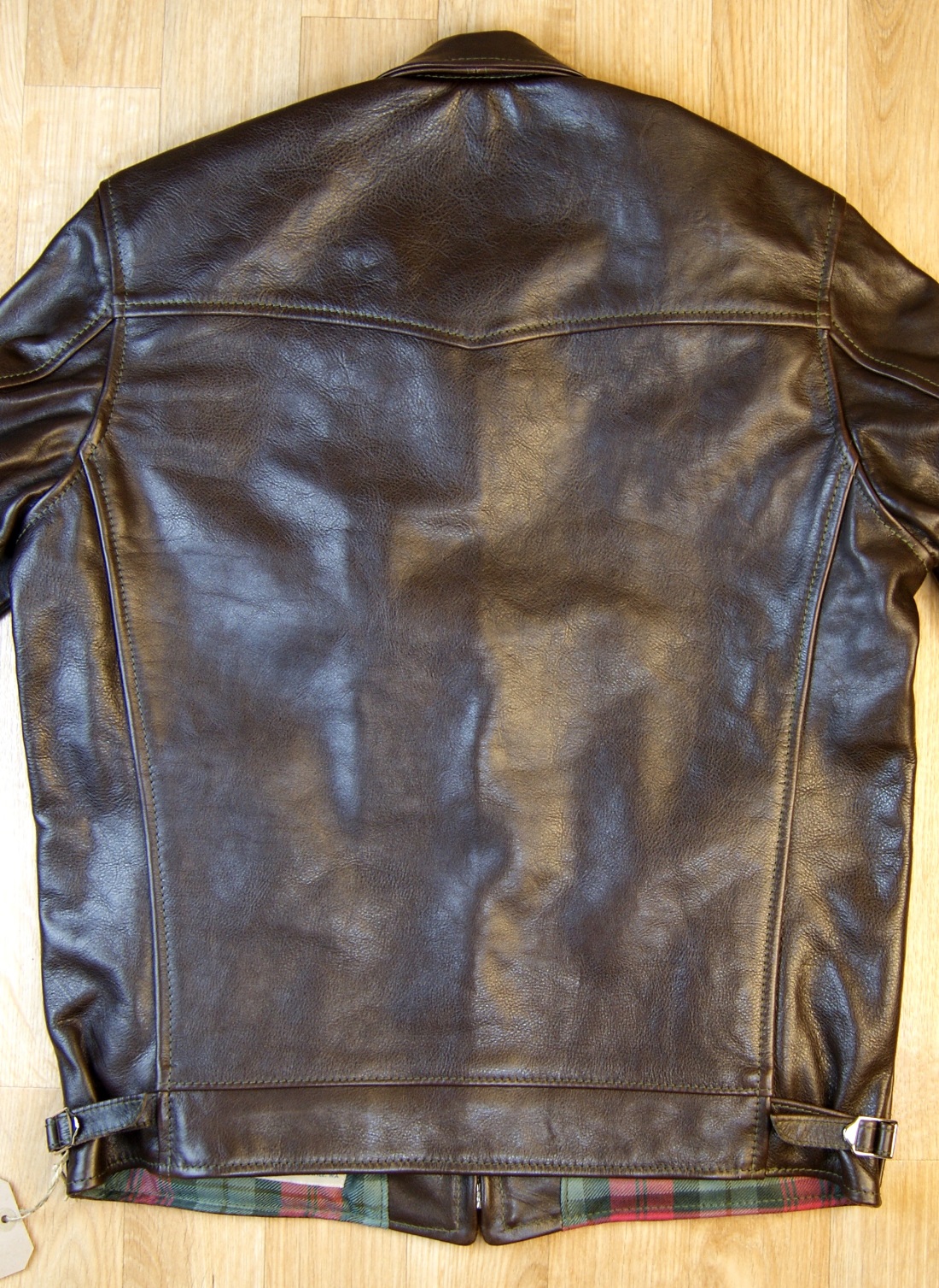 Aero Premier Highwayman Dark Seal Vicenza Horsehide HF5 back.jpg