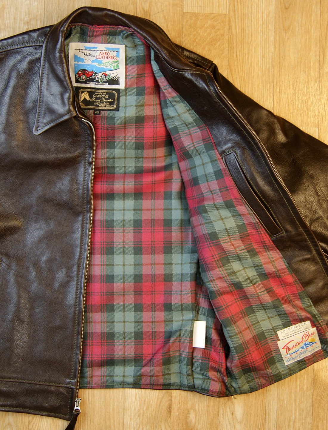 Aero Premier Highwayman Dark Seal Vicenza Horsehide HF5 MacLachlan Weathered tartan lining.jpg