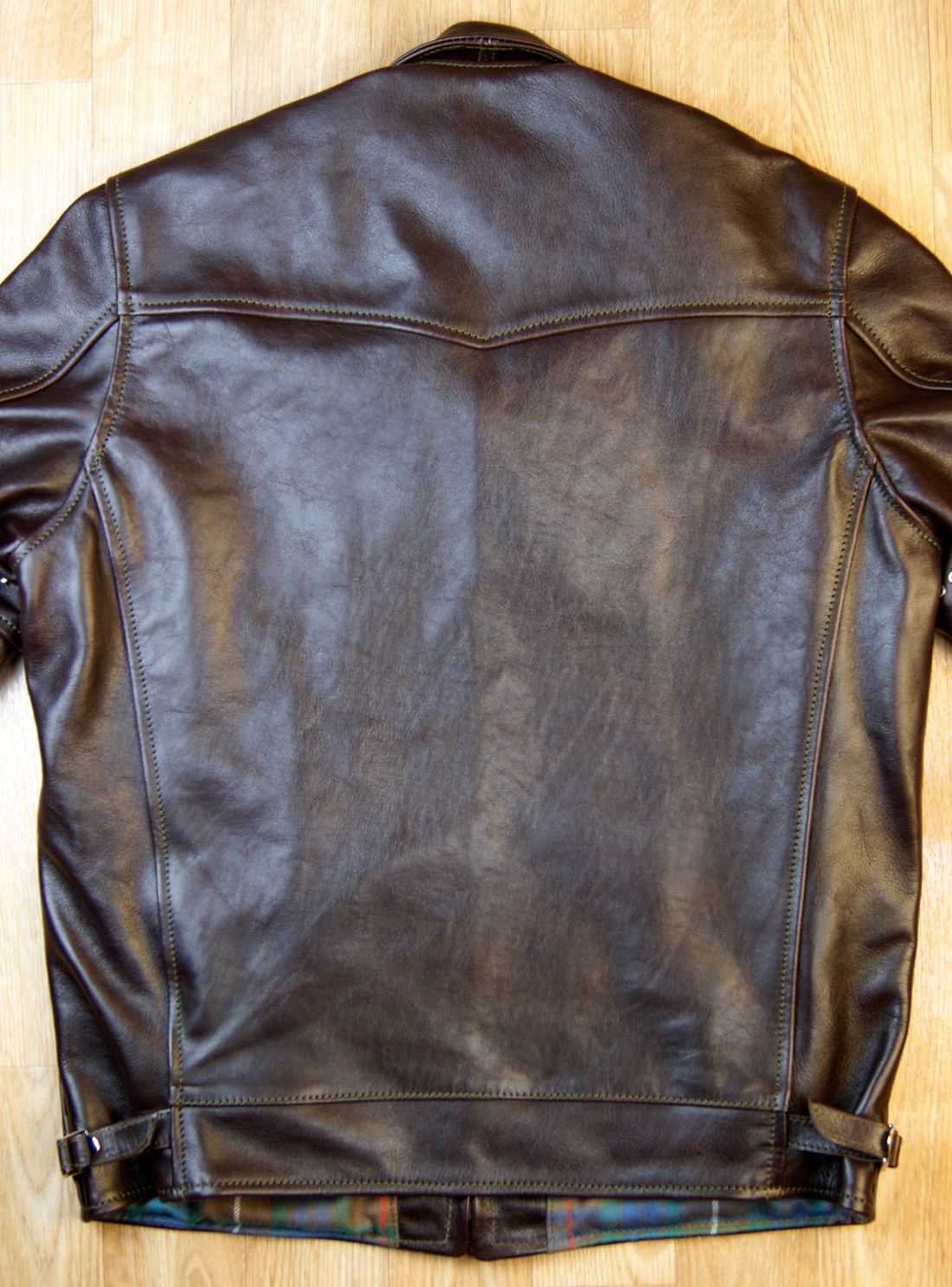 Aero Premier Highwayman Dark Seal Vicenza Horsehide JDN1 back.jpg