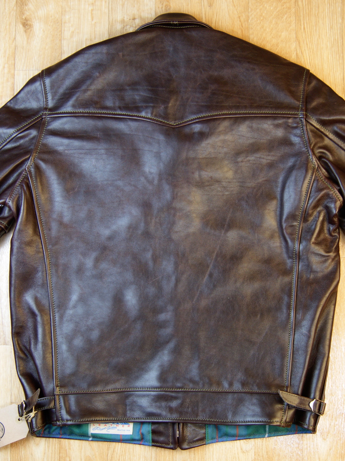 Aero Premier Highwayman Dark Seal Vicenza Horsehide WLE back.jpg