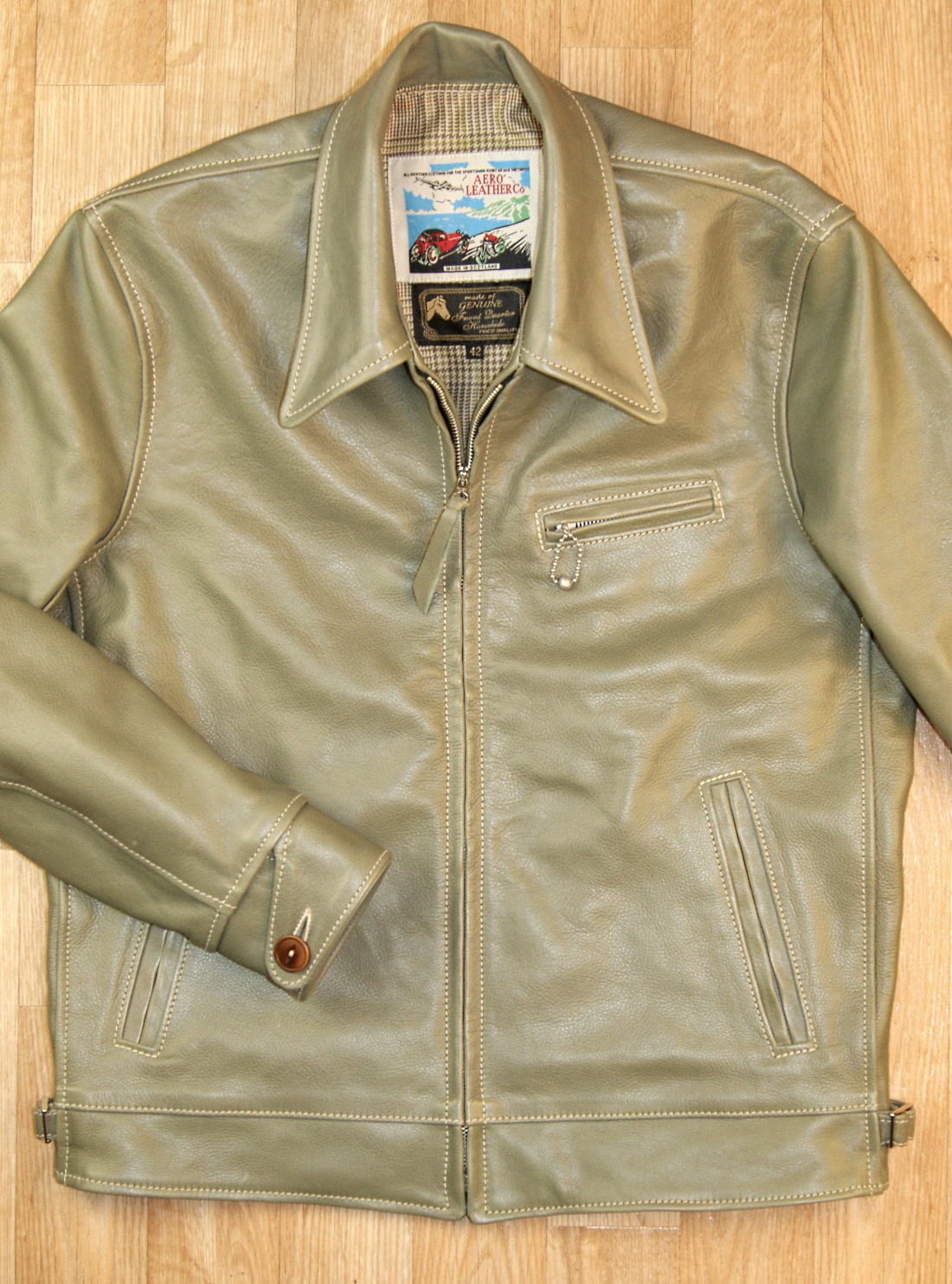 Aero Premier Highwayman Olive Vicenza Horsehide YVK front.jpg