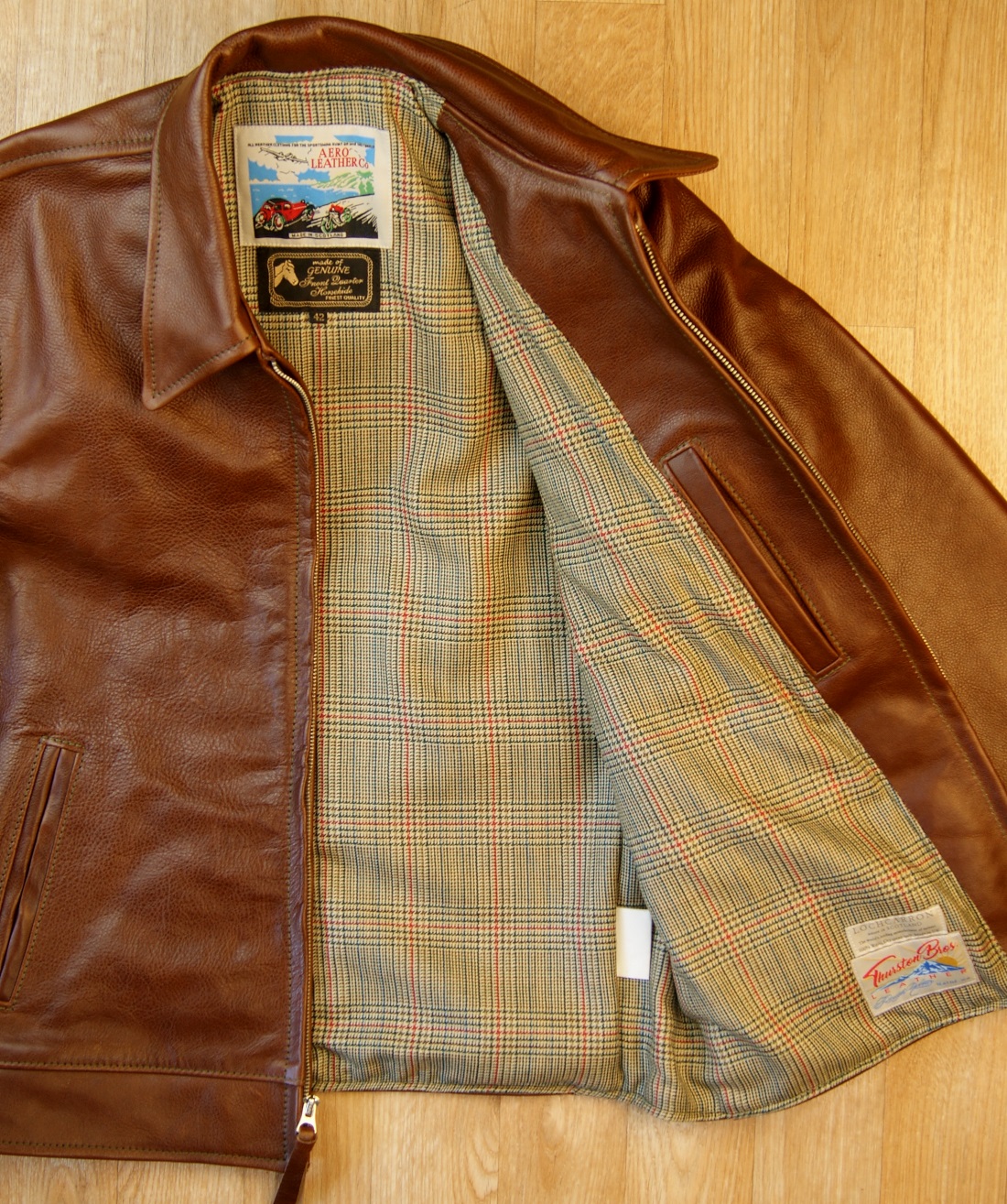 Aero Premier Highwayman Russet Vicenza Horsehide Minto Check Tweed lining.jpg