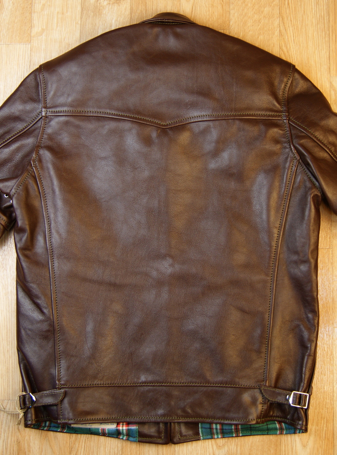 Aero Premier Highwayman Seal Vicenza Horsehide ENC back.jpg