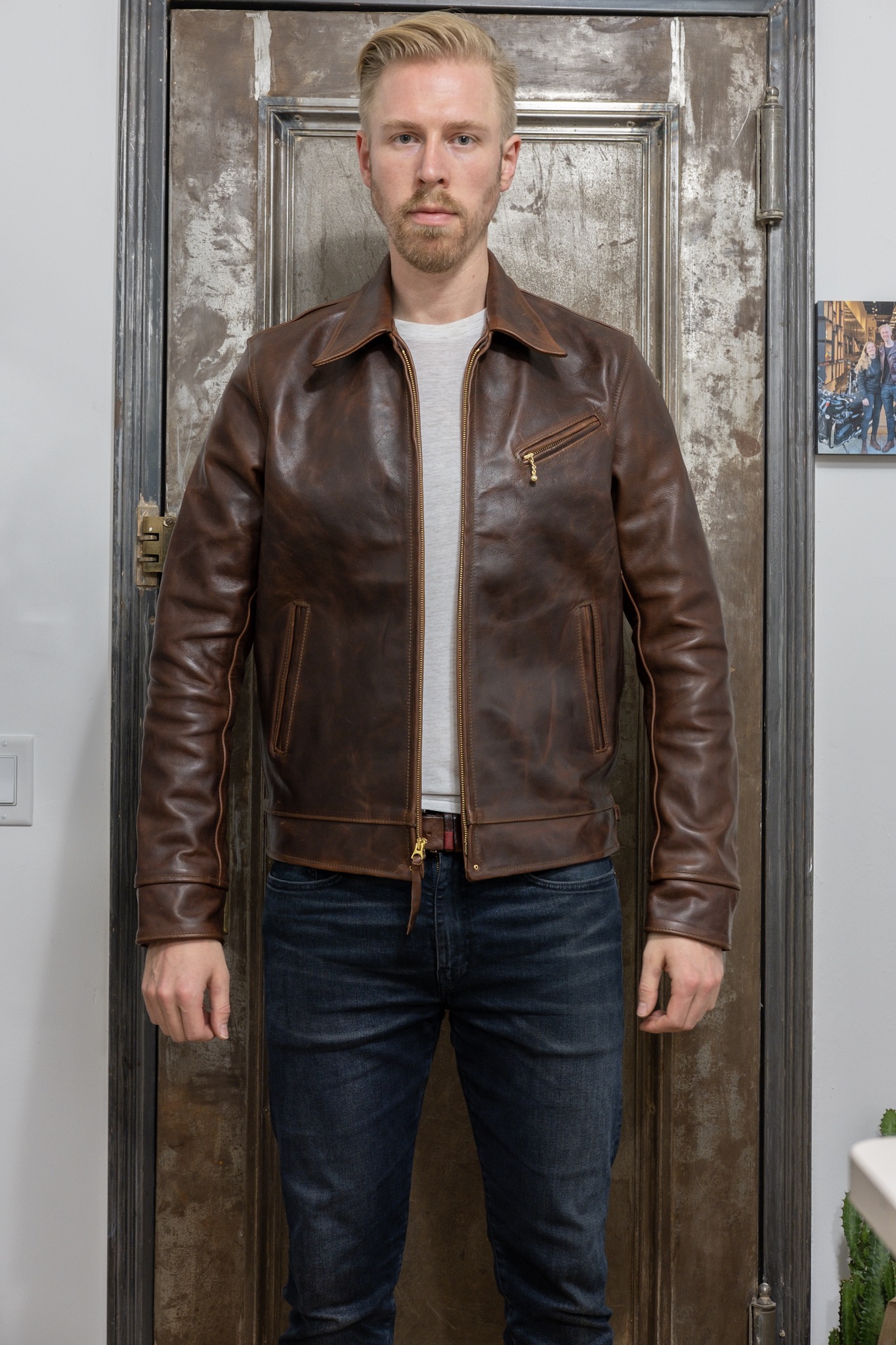 Aero Premier Highwayman Tumbled Brown customer fit photo 2.jpeg