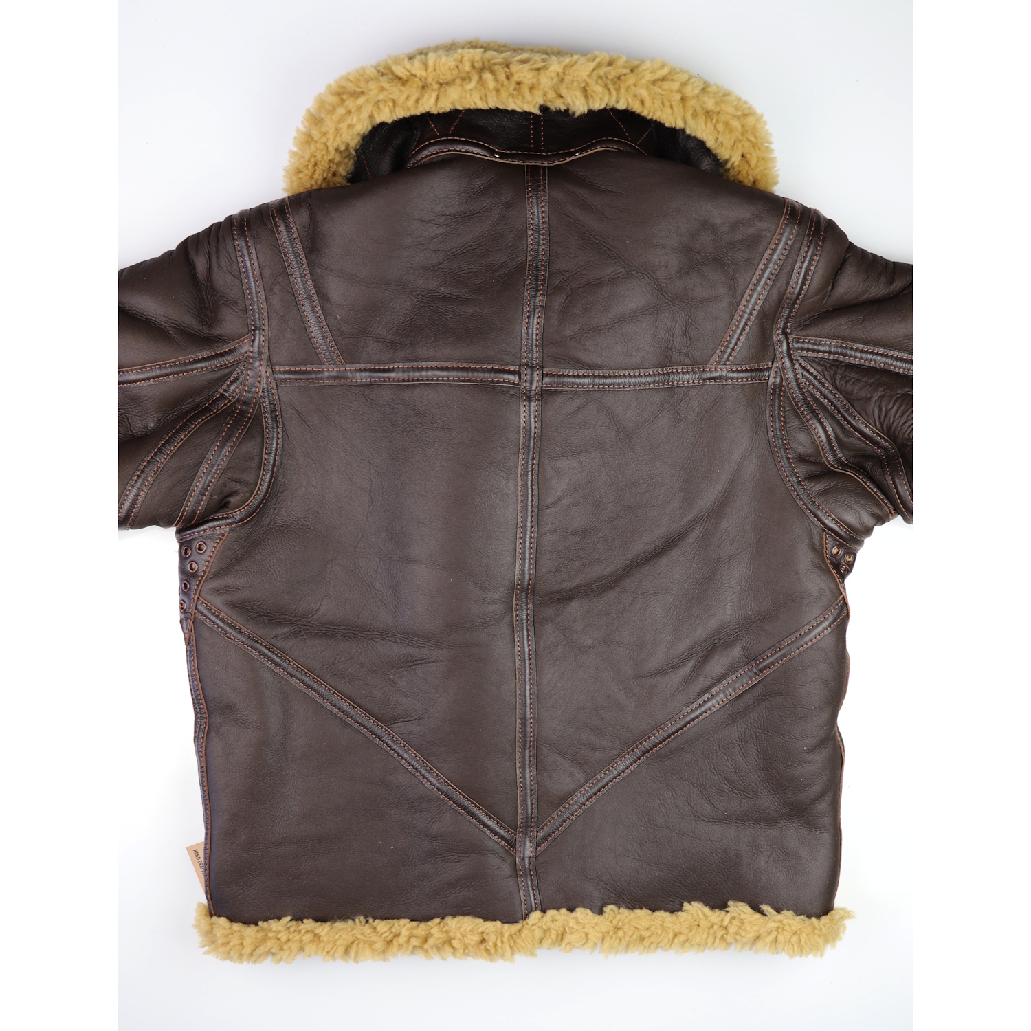 Aero RAF Late WW2 Seal BRown PJ3 back IG square.jpg