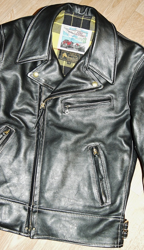 Aero Ridley Black Vicenza Horsehide front.jpg