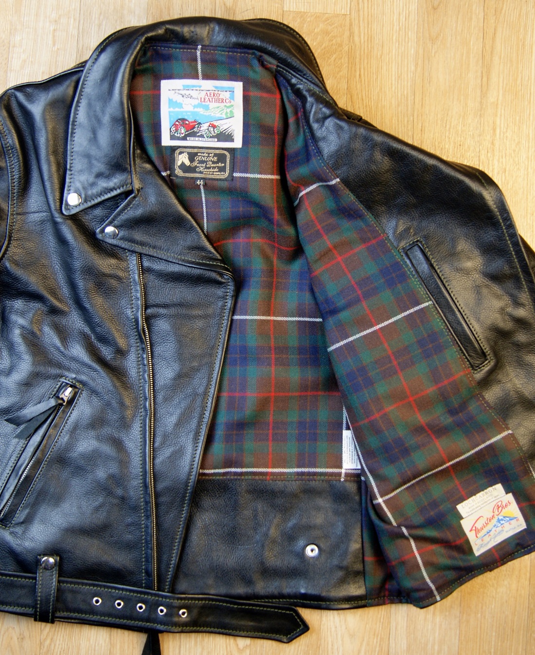 Aero Ridley Black Vicenza Horsehide LSN1 Fraser Hunting Modern tartan lining.jpg