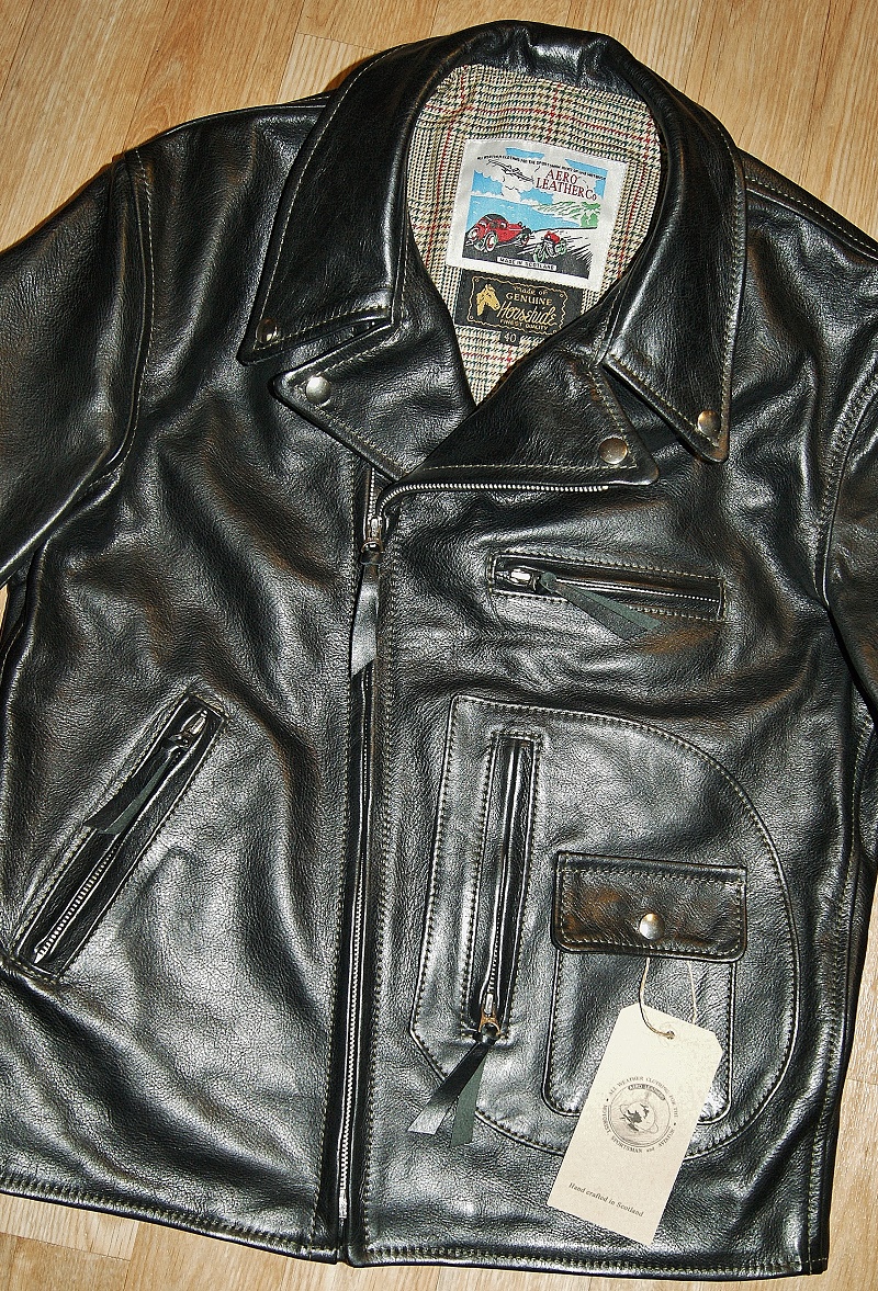 Aero Ridley D-Pocket Black Vicenza Horsehide front smaller.jpg