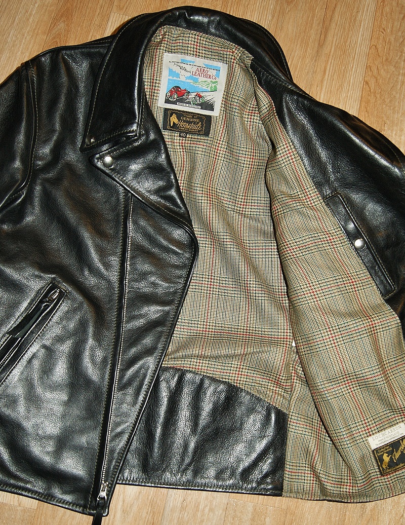 Aero Ridley D-Pocket Black Vicenza Horsehide Minto Check Tweed lining smaller.jpg