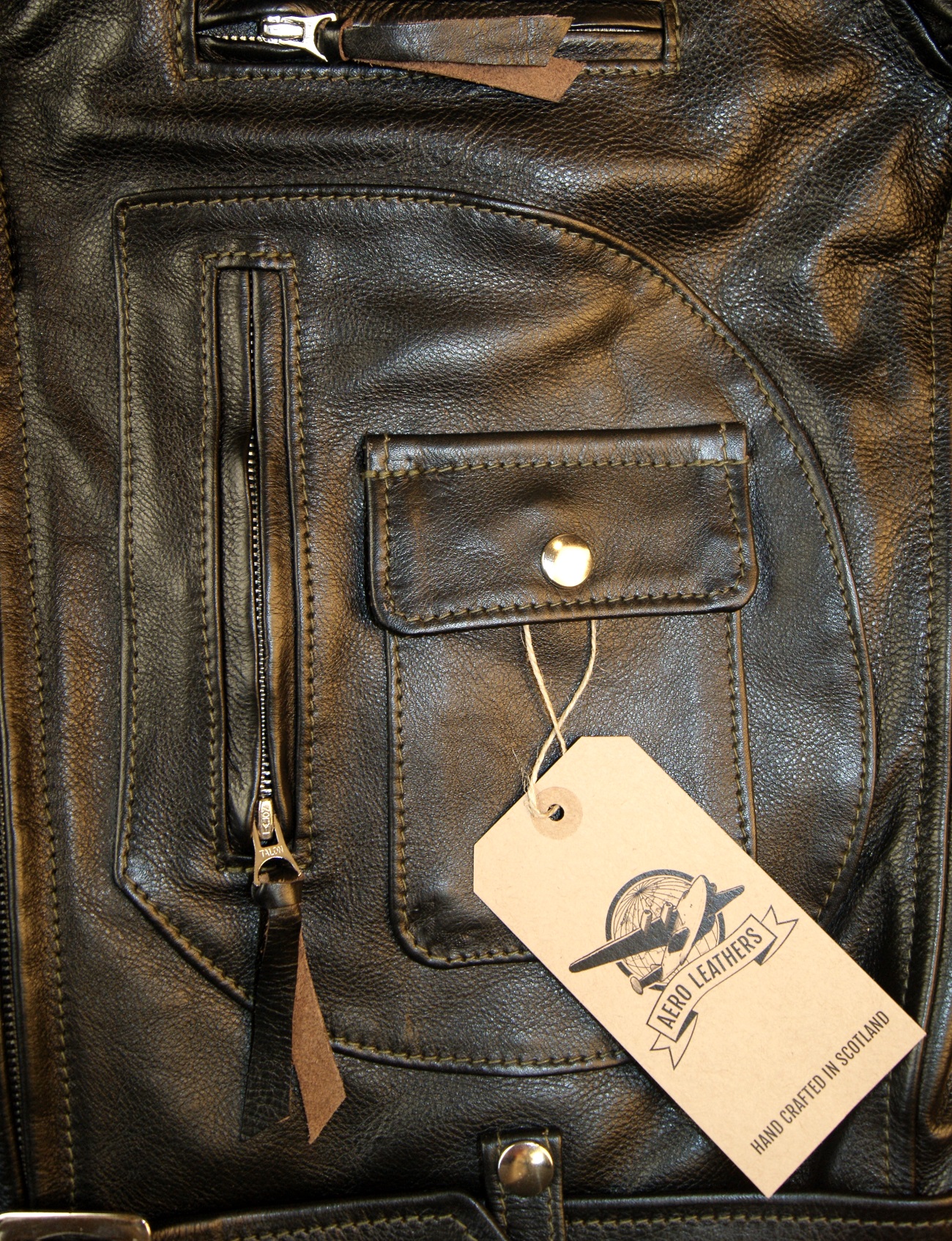 Aero Ridley D-Pocket Blackened Brown Vicenza Horsehide MJ5 detail.jpg