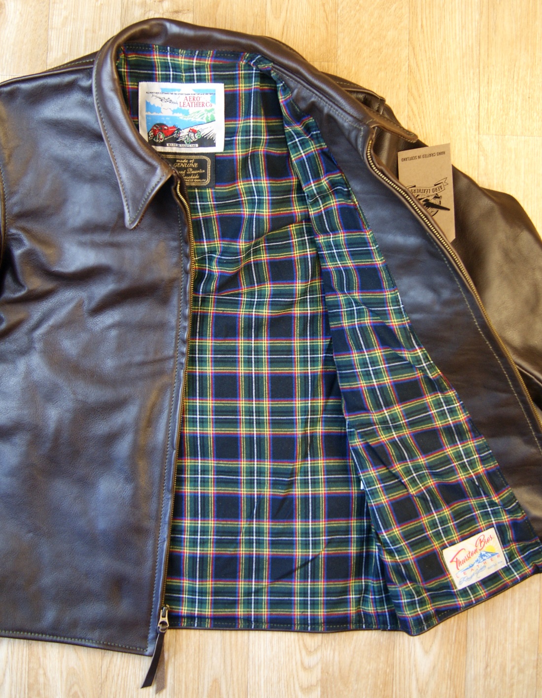 Aero Seven Seal Vicenza Horsehide NB76 Lanark cotton tartan lining.jpg