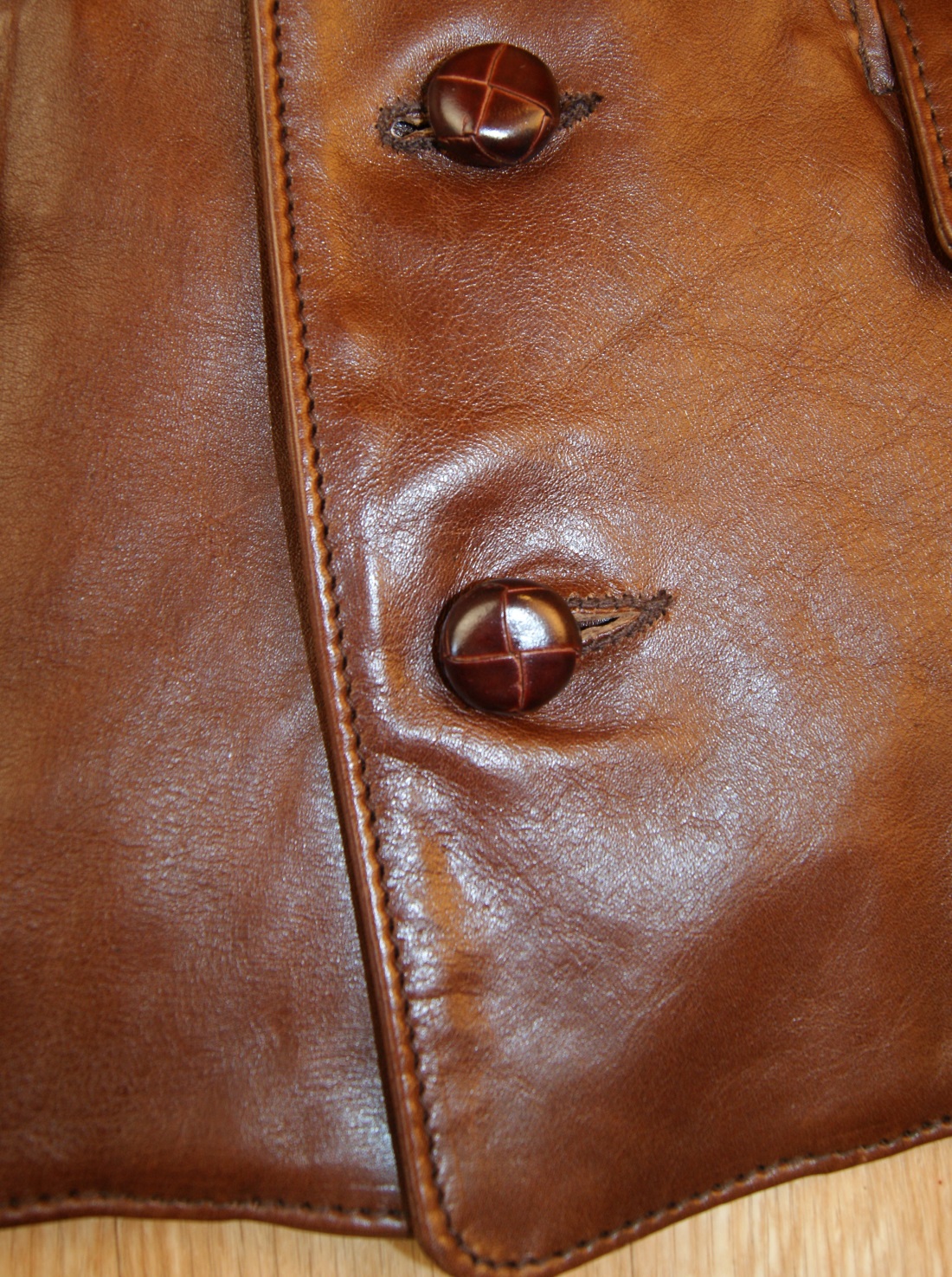 Aero Shackleton Russet Vicenza Horsehide JCX2 buttons.jpg