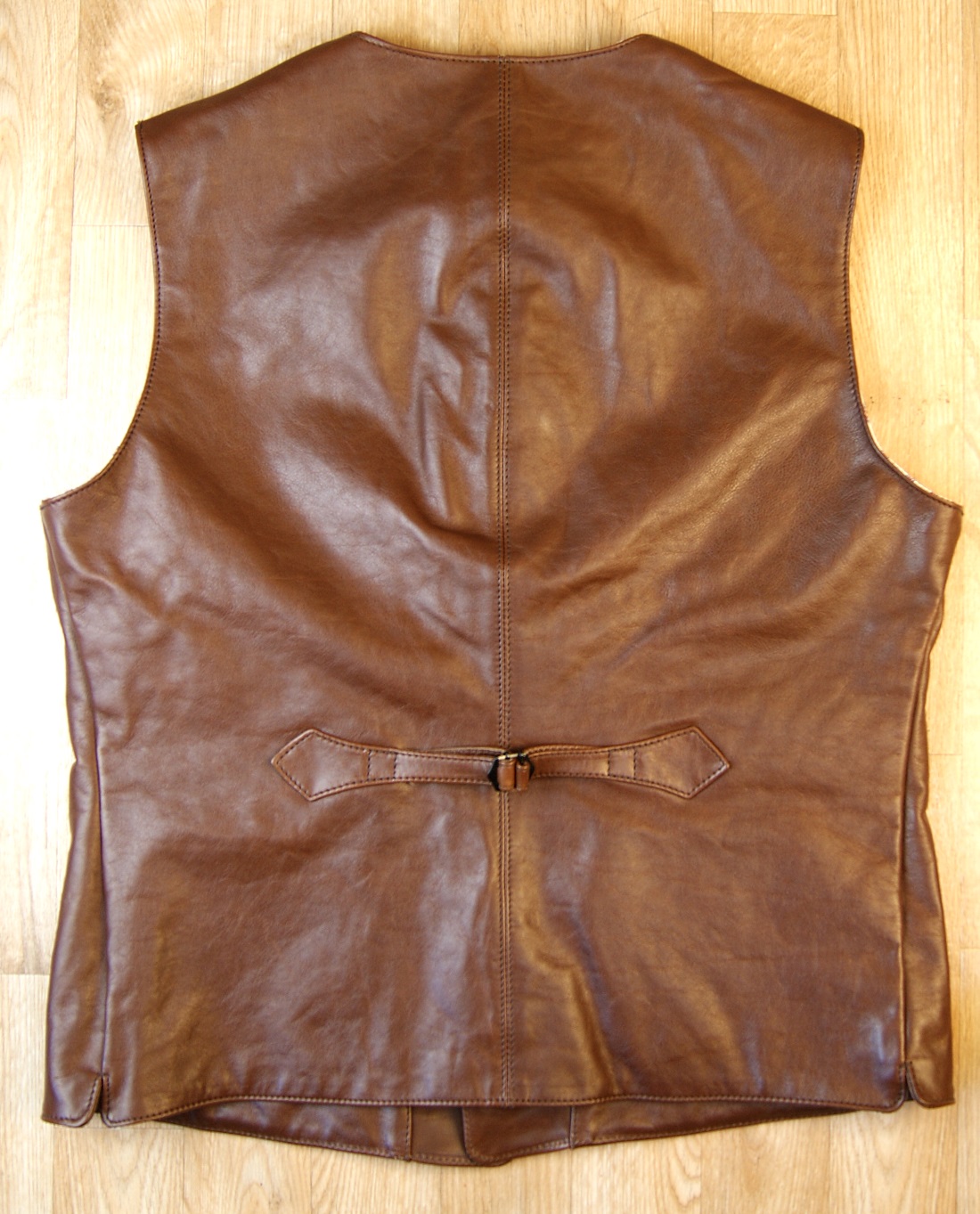 Aero Shackleton Russet Vicenza Horsehide JCX2 leather back.jpg