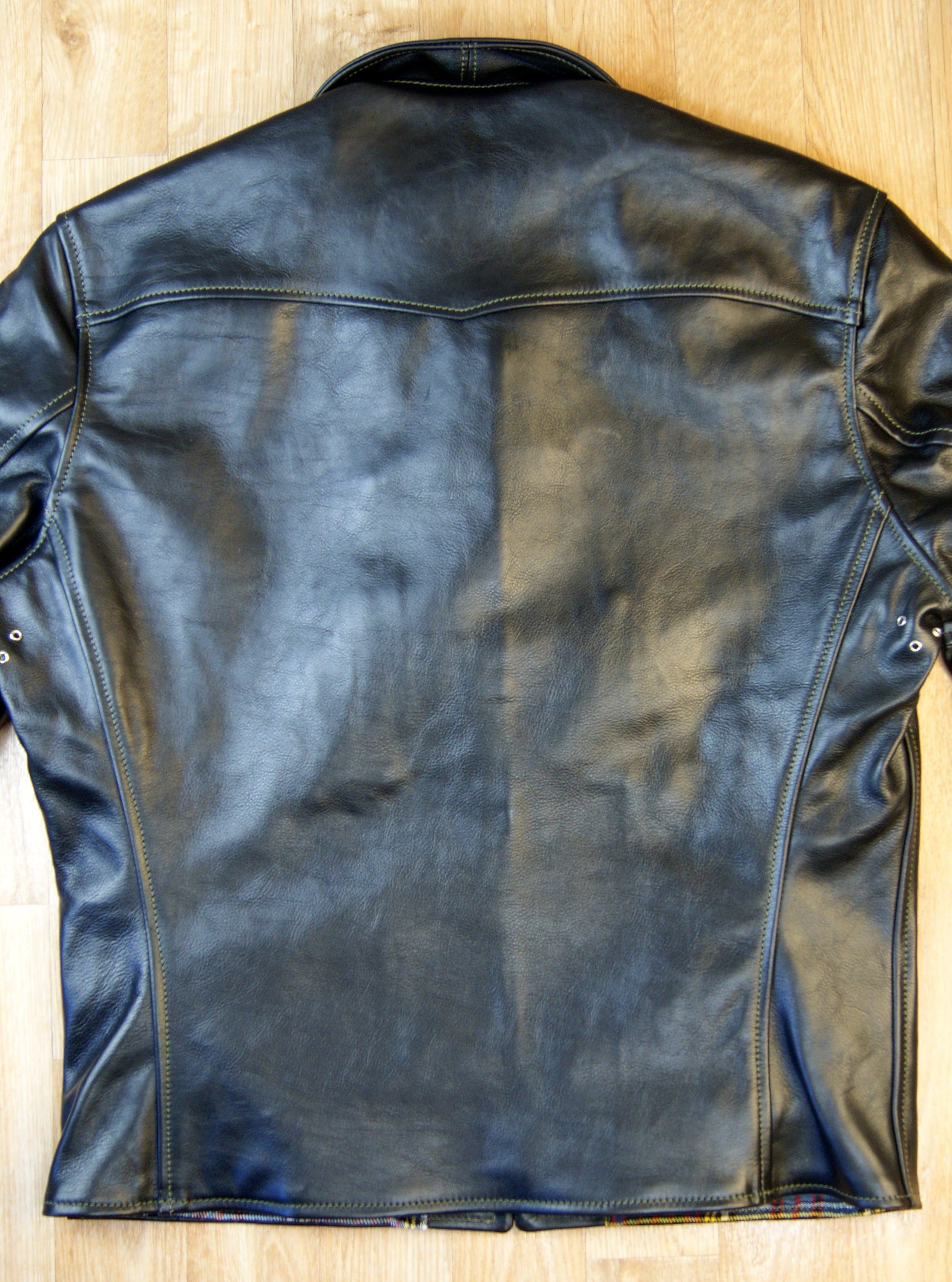 Aero Sheene Black Vicenza Horsehide NU8 back.jpg