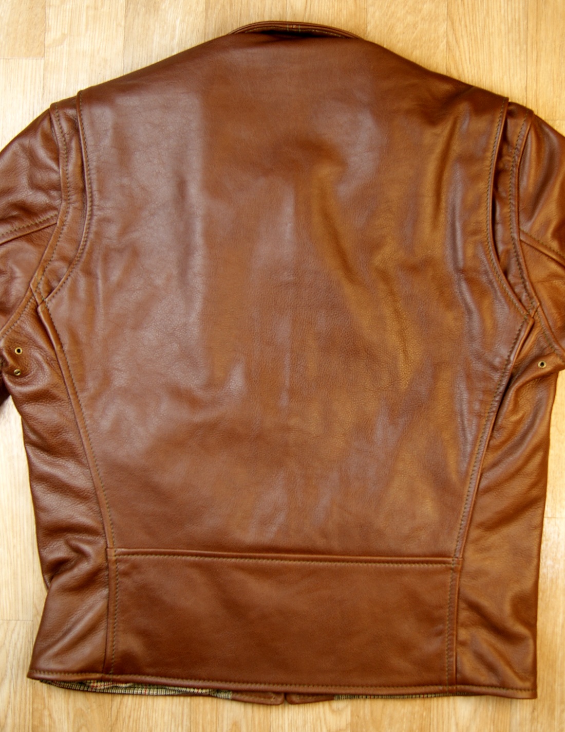 Aero Sheene Russet Vicenza Horsehide SKP back.jpg