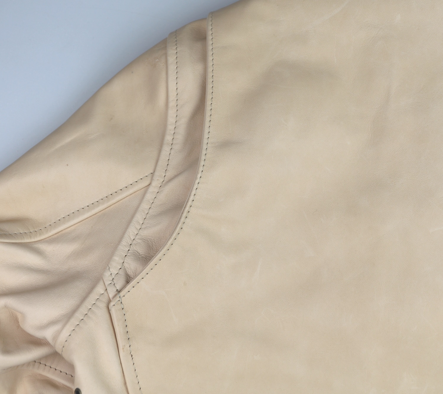 Aero Sheene Unfinished Horsehide shoulder gusset.jpg