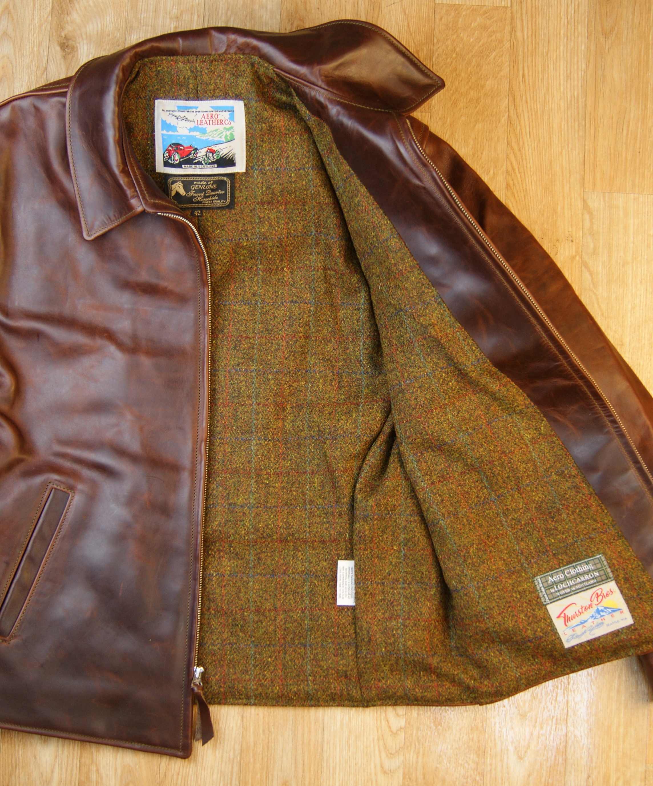 Aero Sunburst Brown CXL FQHH LIE4 Autumn Windowpane Harris Tweed wool lining.jpg