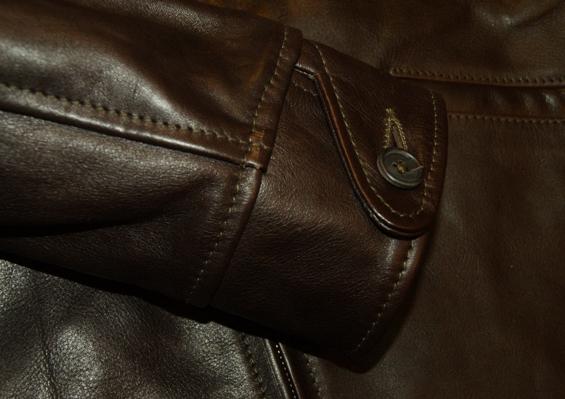 Aero Sunburst Dark Seal Vicenza Horsehide size 46 cuff.jpg